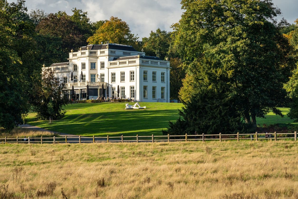 Wandelen en genieten met uitzicht bij Stadsvilla Sonsbeek
