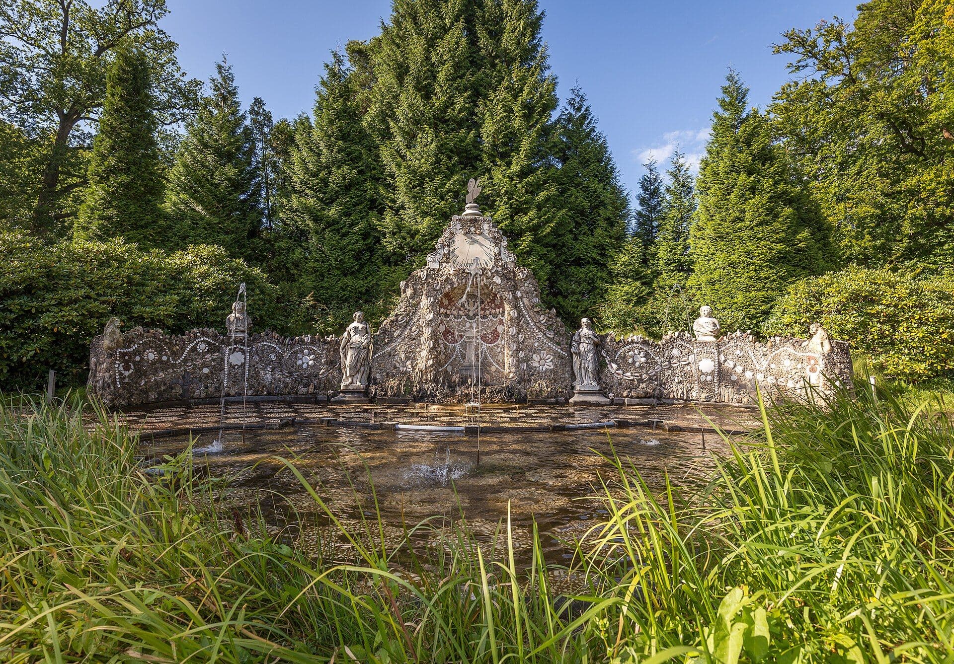 Nat worden bij de Bedriegertjes van Kasteel Rosendael