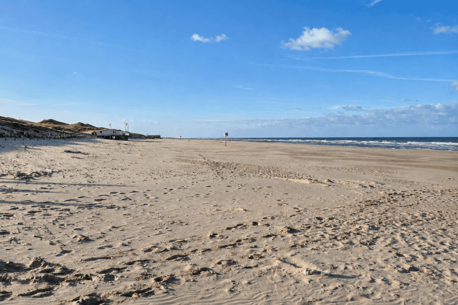 Strand Callantsoog: breed strand met ruime hondentijden