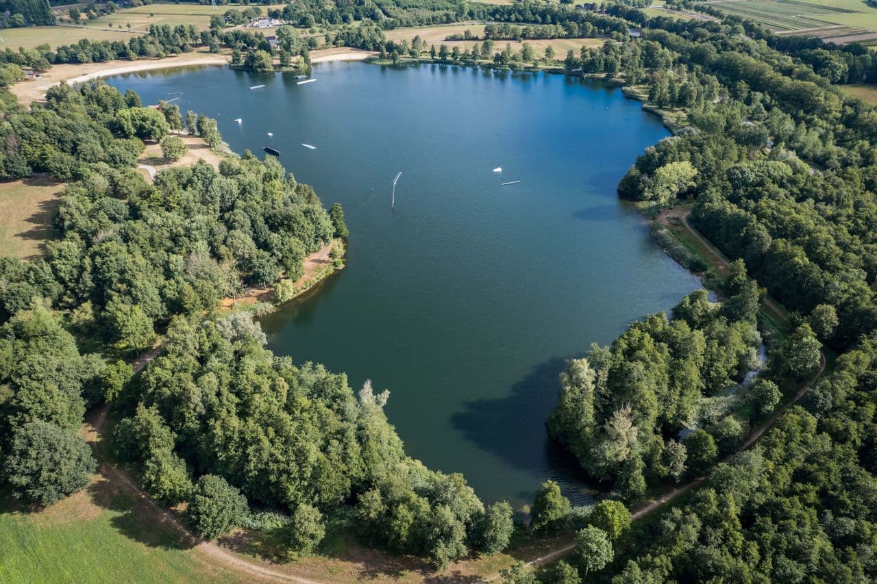 Recreatiegebied Kievitsveld: zwemplas midden op de Veluwe